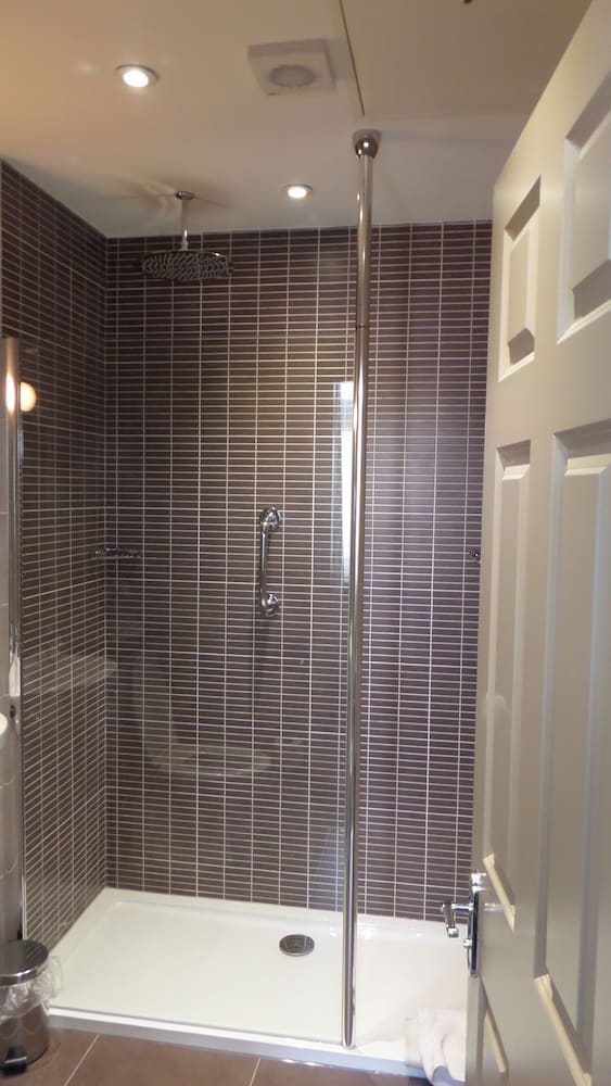 Crown & Mitre Hotel by null