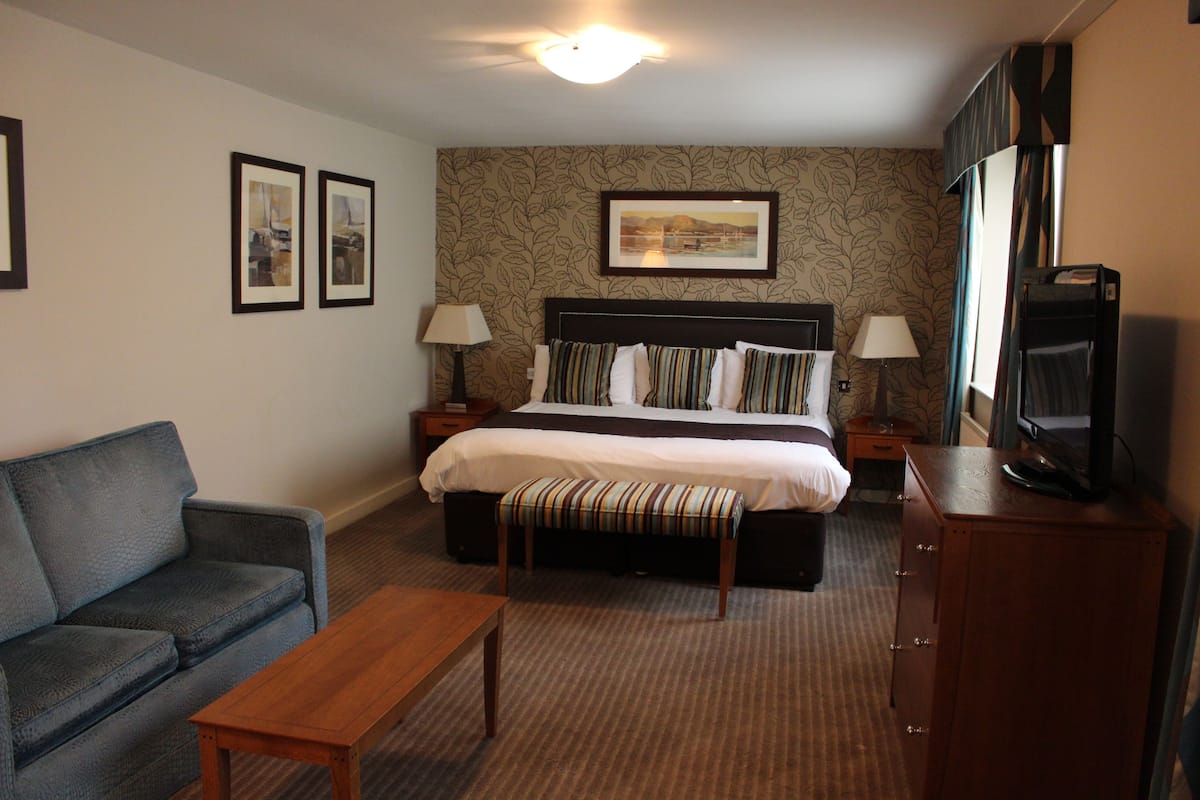 Executive Double Room, 1 Katil Kelamin (Double) | Peti besi dalam bilik, dihias secara berasingan