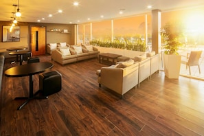 Couples treatment rooms, Turkish bath, body treatments, aromatherapy