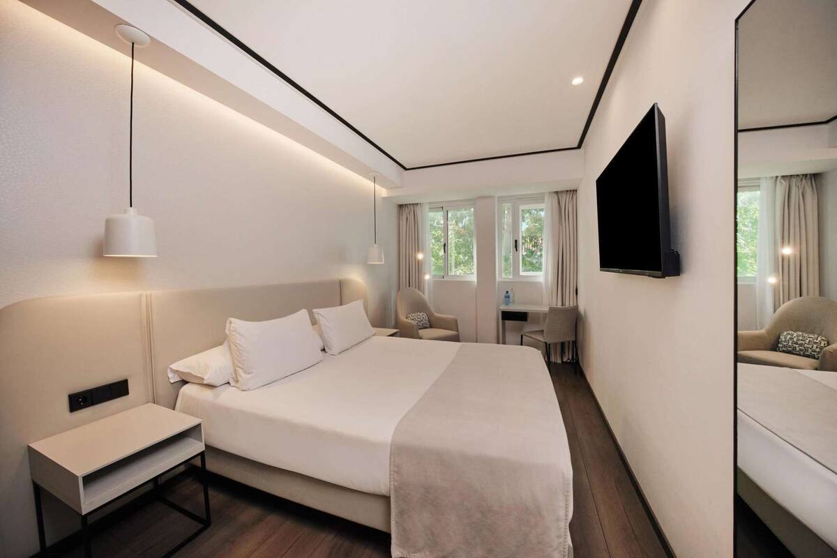 In-room safe, desk, blackout curtains, soundproofing