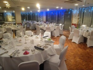 아침 식사 및 저녁 식사 제공, 영국 요리