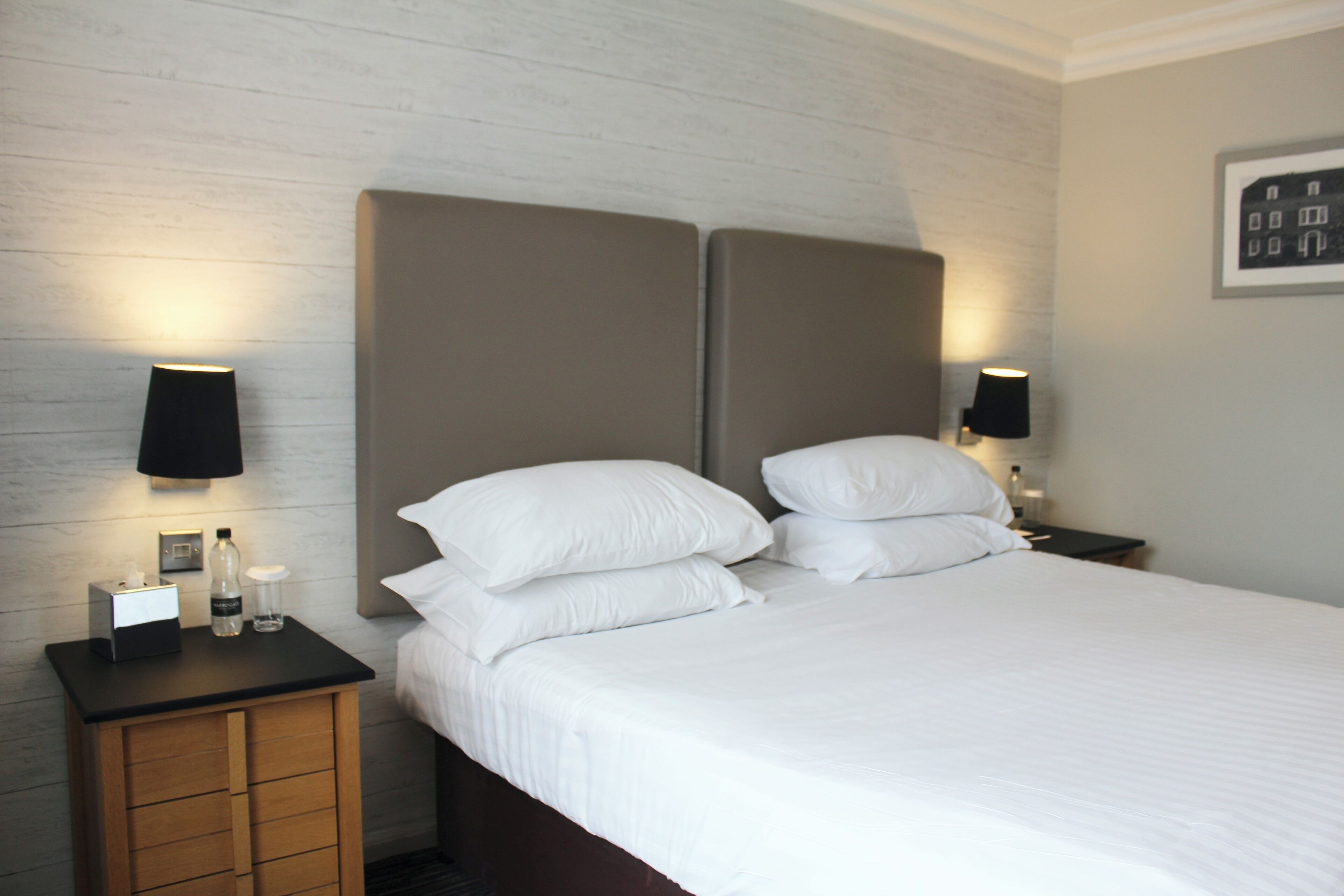 Classic Double Room | Hypo-allergenic bedding, desk, laptop workspace, iron/ironing board