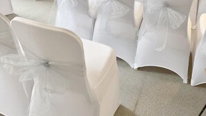 屋内結婚式場