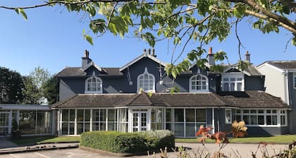 Stone House Hotel