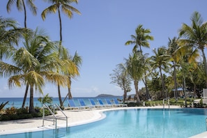 Outdoor pool, sun loungers - Limetree Beach Resort by Club Wyndham (St. Thomas)