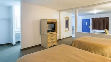 In-room safe, desk, laptop workspace, free WiFi