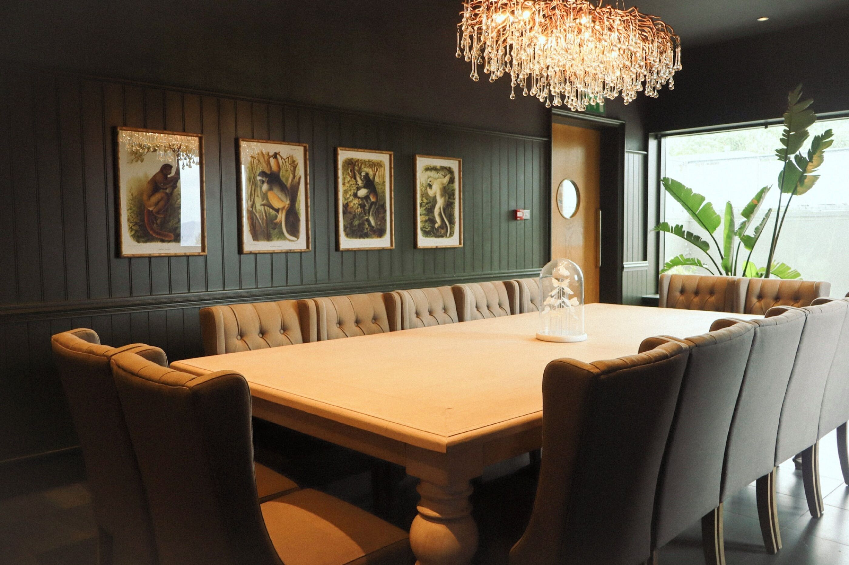 breakfast, lunch, dinner served; irish cuisine, garden views