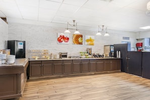 Free daily full breakfast