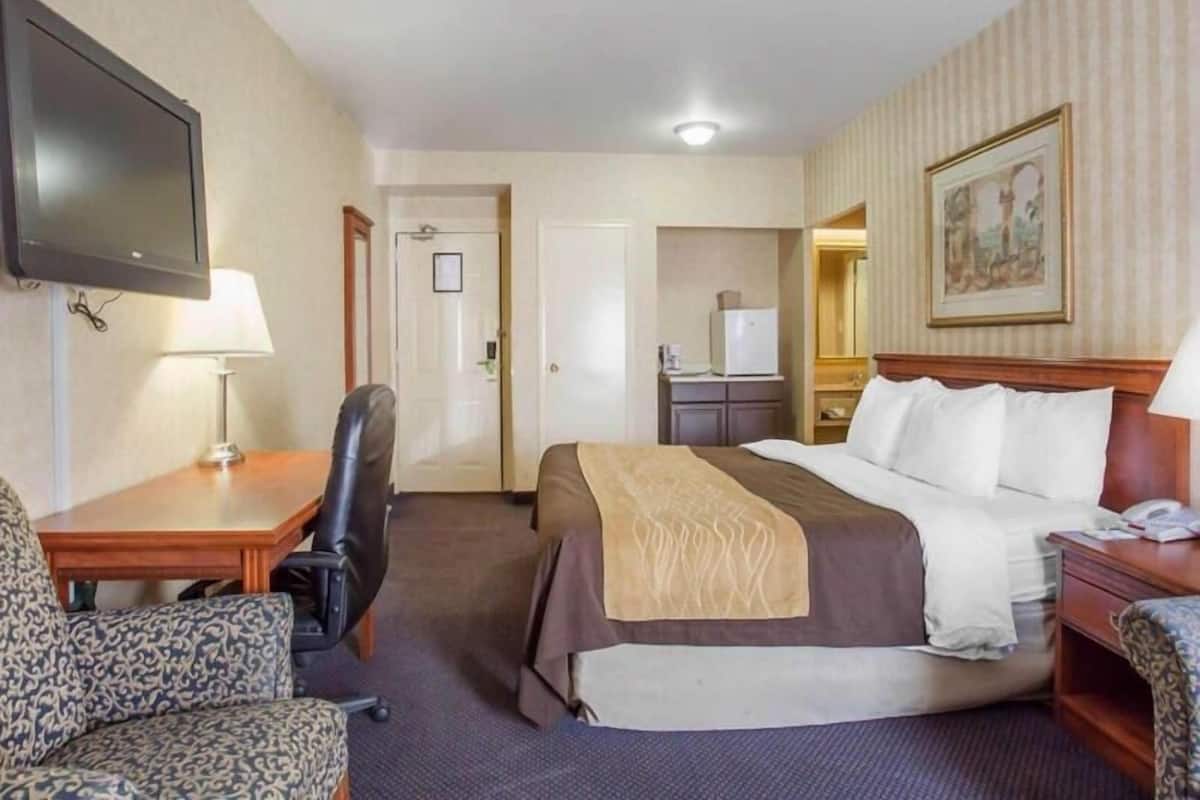 Tempur-Pedic beds, desk, iron/ironing board, free cribs/infant beds