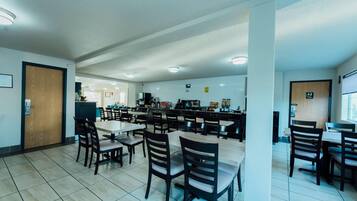 Free daily on-the-go breakfast