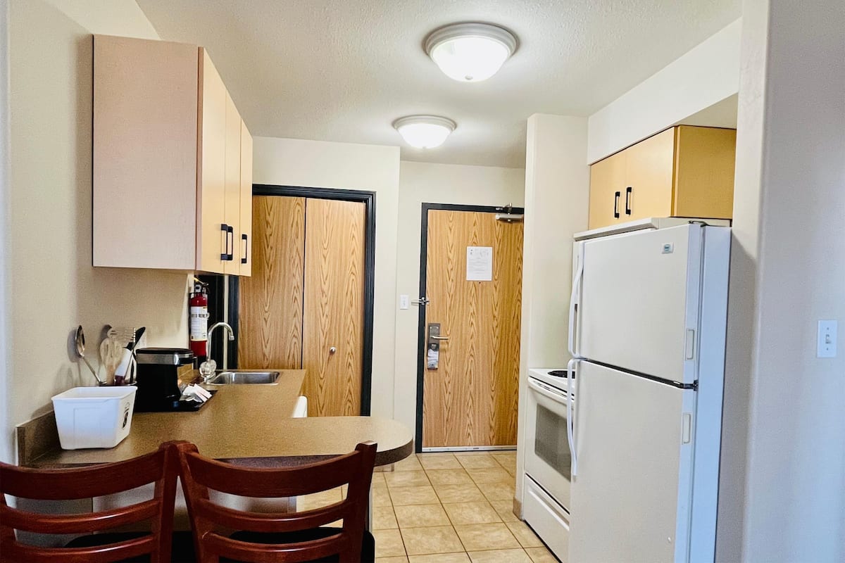 Room, 2 Queen Beds, Non Smoking (Full Kitchen) | Premium bedding, in-room safe, desk, laptop workspace