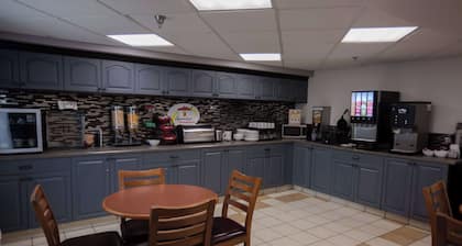 Super 8 by Wyndham Whitecourt