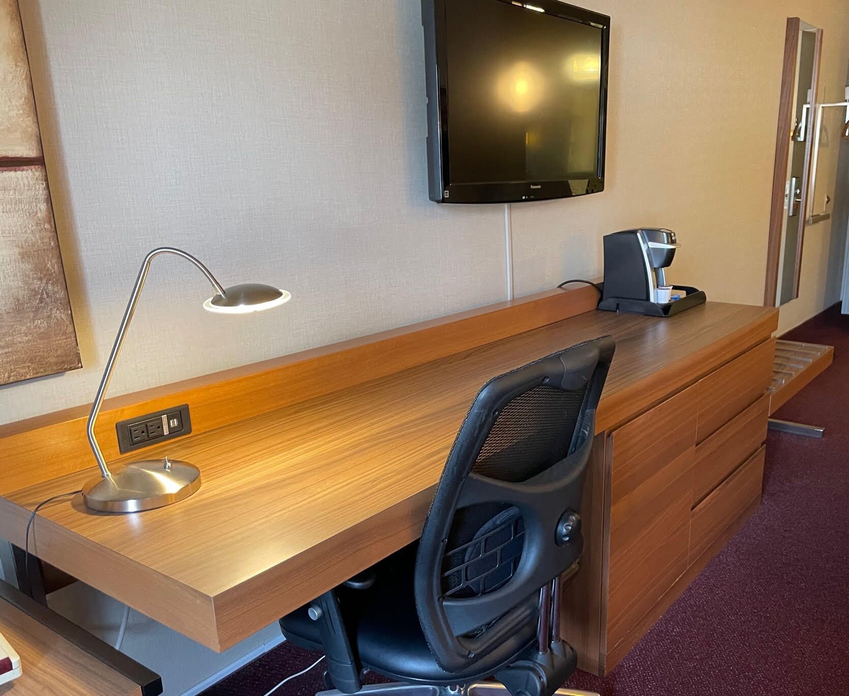 premium bedding, minibar, desk, iron/ironing board