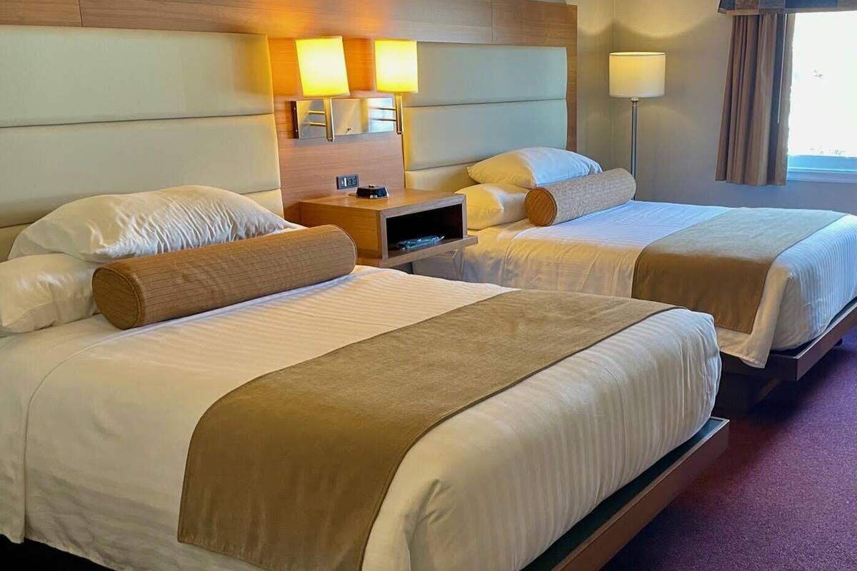 premium bedding, minibar, desk, iron/ironing board