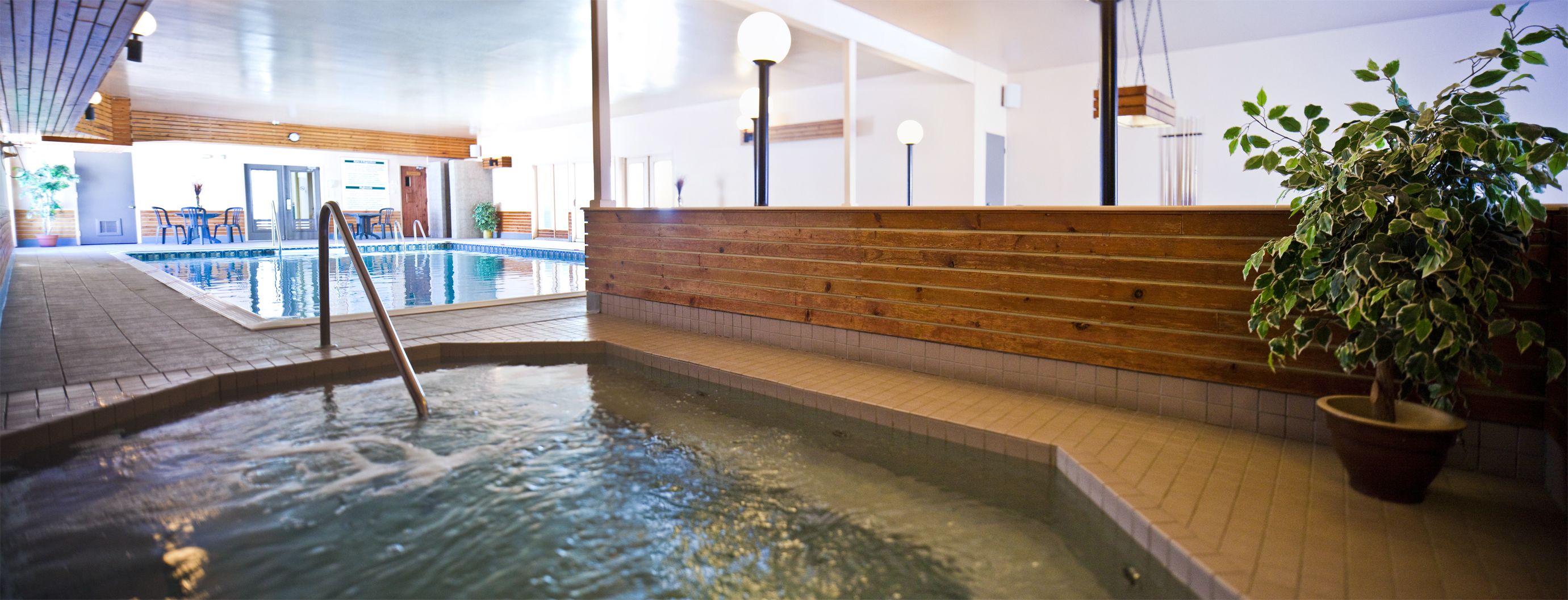 indoor pool, pool loungers