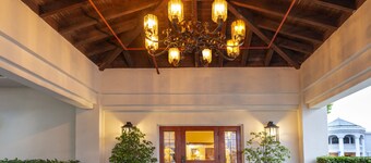 Clocktower Inn Ventura