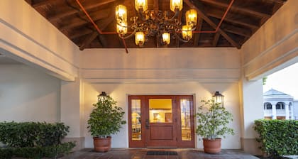 Clocktower Inn Ventura