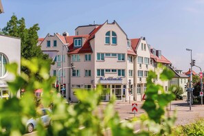 Exterior - PLAZA INN Blankenburg Ditzingen, Sure Hotel Collection (Ditzingen)