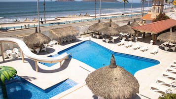 Outdoor pool, open 9:00 AM to 9:00 PM, sun loungers, lifeguards on site