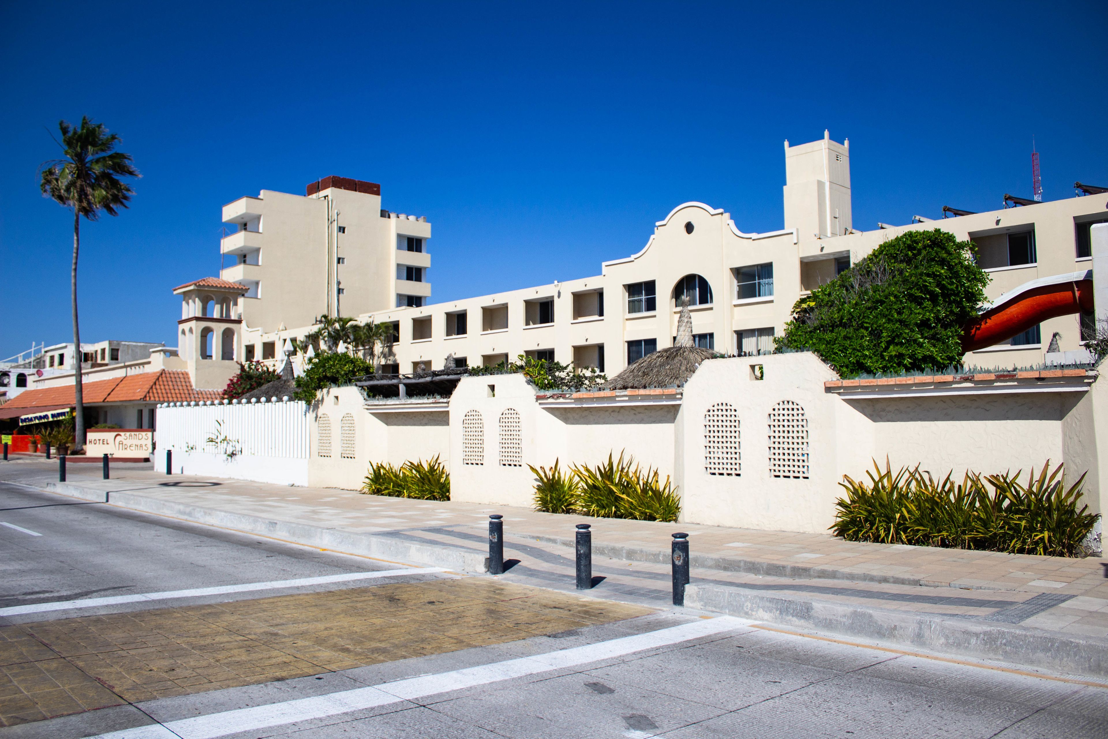 Photo - Hotel Sands Arenas