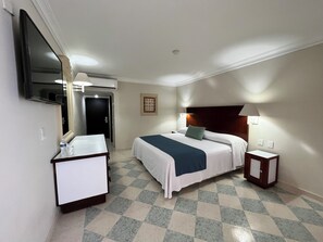 Standard Room, 1 King Bed | Free WiFi, wheelchair access