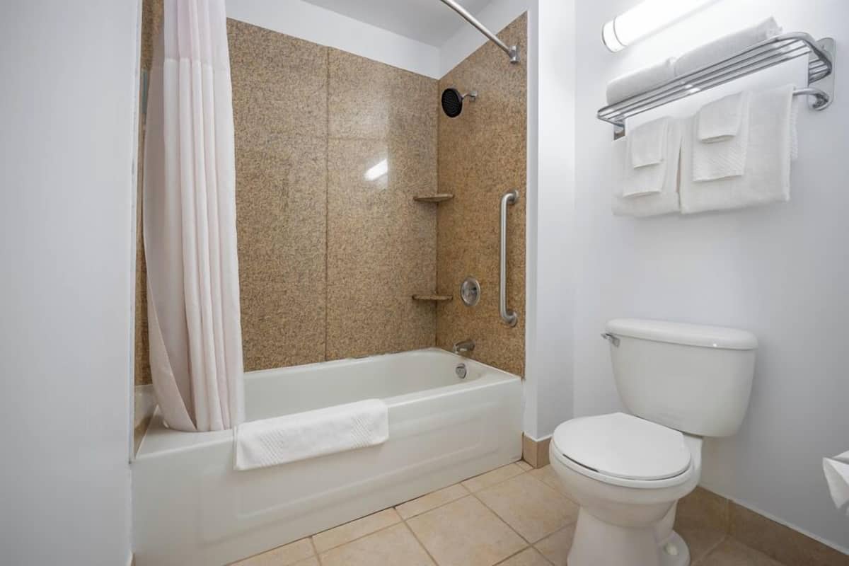 combined shower/bathtub, deep-soaking bathtub, eco-friendly toiletries