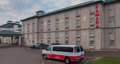 Ramada by Wyndham Red Deer Hotel and Suites