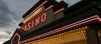 Service Plus Inn and Suites - Grande Prairie