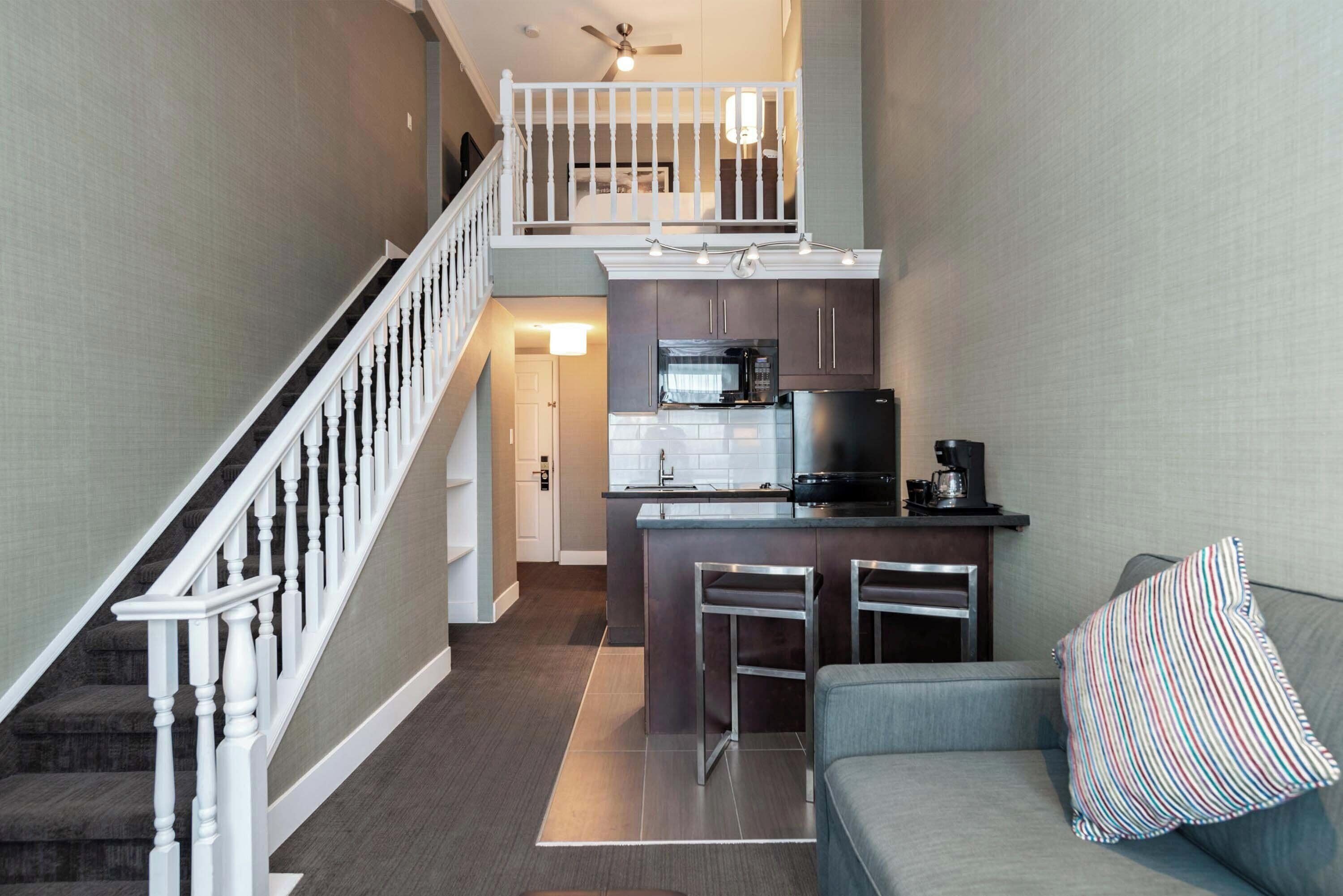 Photo - Sandman Hotel Vancouver Airport