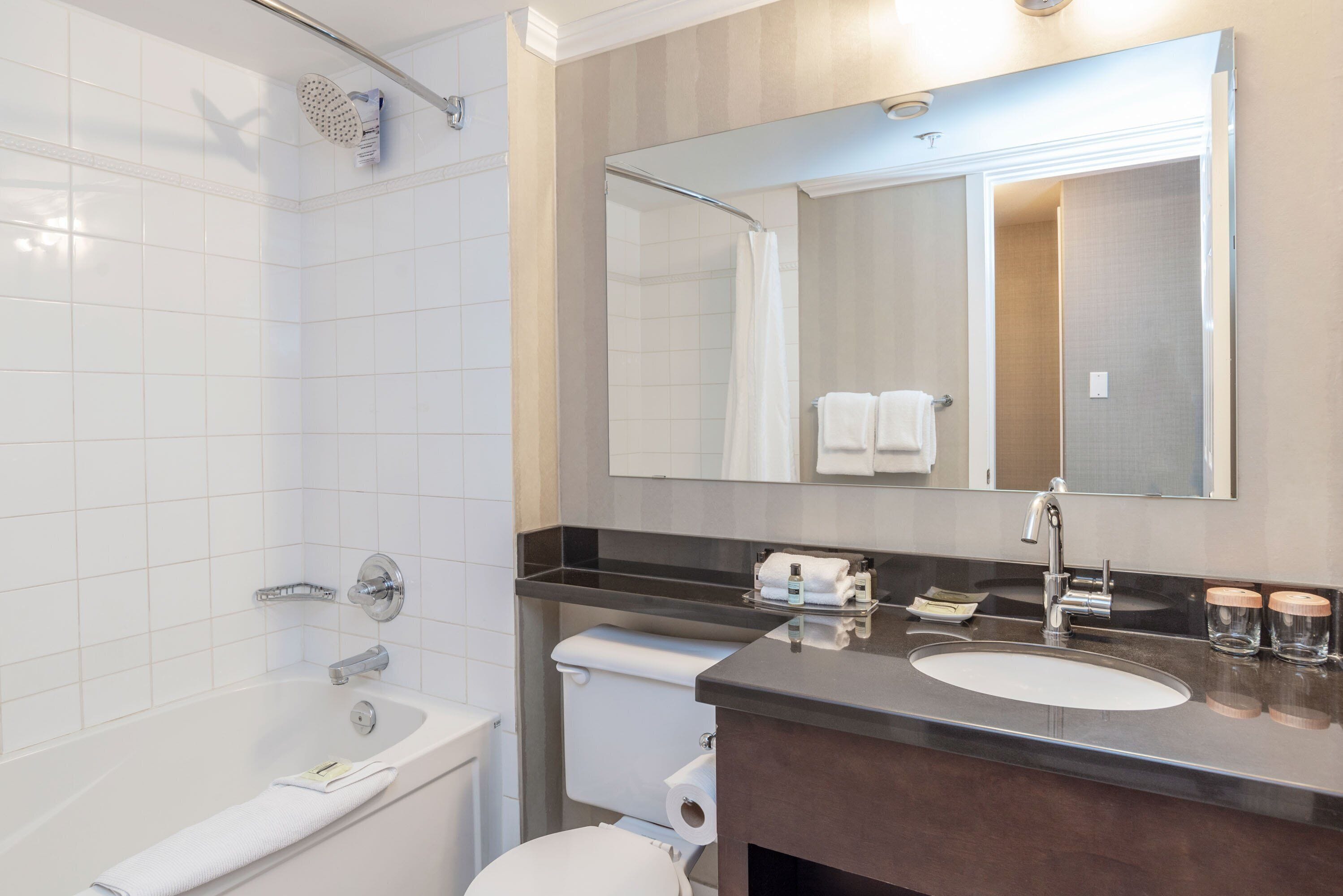 Photo - Sandman Hotel Vancouver Airport