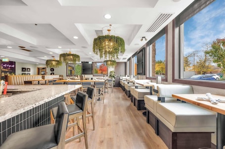 Daily full breakfast for a fee. Sandman Hotel & Suites Vancouver Airport