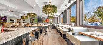 Sandman Hotel Vancouver Airport