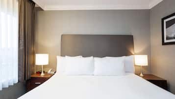 Standard Suite, 1 King Bed with Sofa bed, Kitchenette