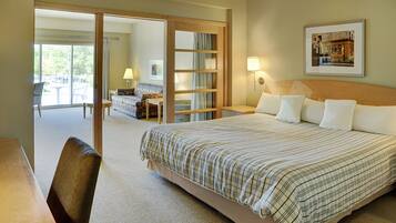 Premium bedding, in-room safe, desk, blackout curtains