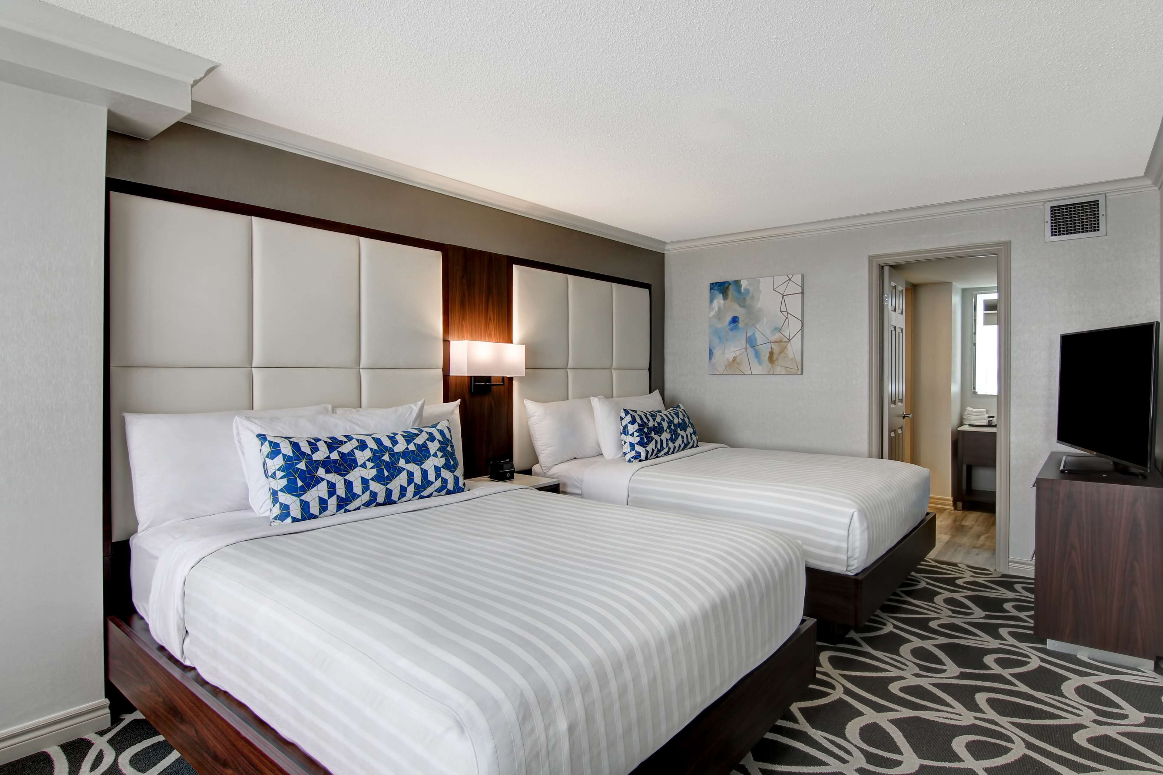 1 bedroom, premium bedding, pillow-top beds, desk