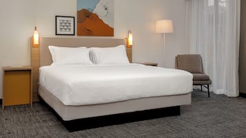Egyptian cotton sheets, premium bedding, pillowtop beds, desk