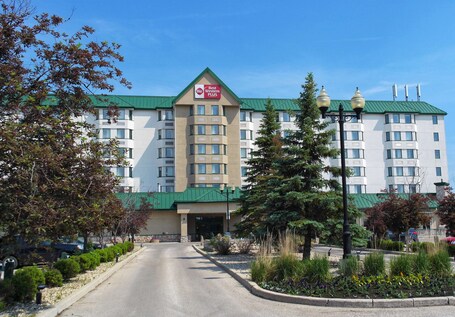 Best Western Plus Winnipeg Airport Hotel - Image 36
