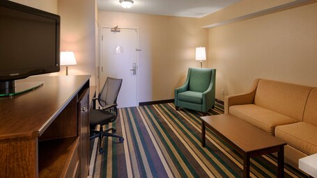 Best Western Plus Winnipeg Airport Hotel - Image 26