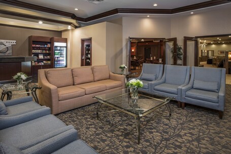 Best Western Plus Winnipeg Airport Hotel - Image 5