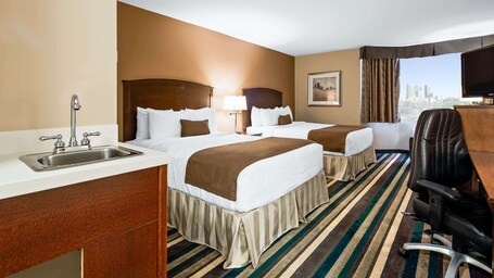 Best Western Plus Winnipeg Airport Hotel - Image 15