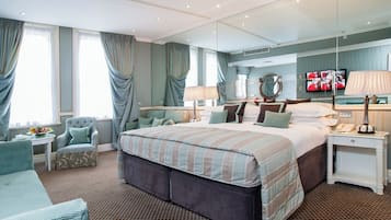 Family Suite | Premium bedding, down duvets, in-room safe, individually decorated