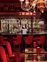 4 bars/lounges, Champagne bar, cocktail bar
