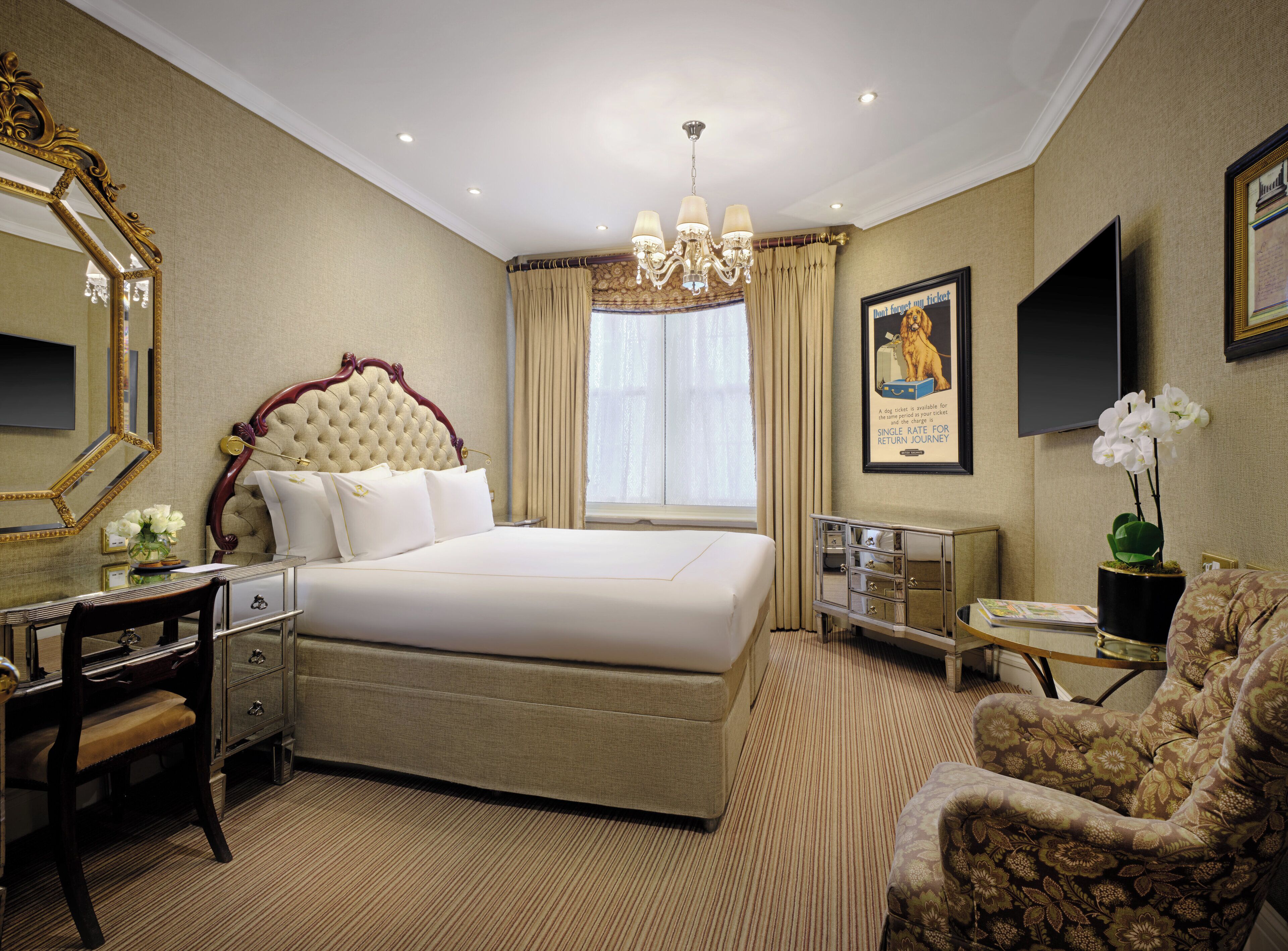 Superior-Zimmer, 1 King-Bett | Hochwertige Bettwaren, Daunenbettdecken, Zimmersafe