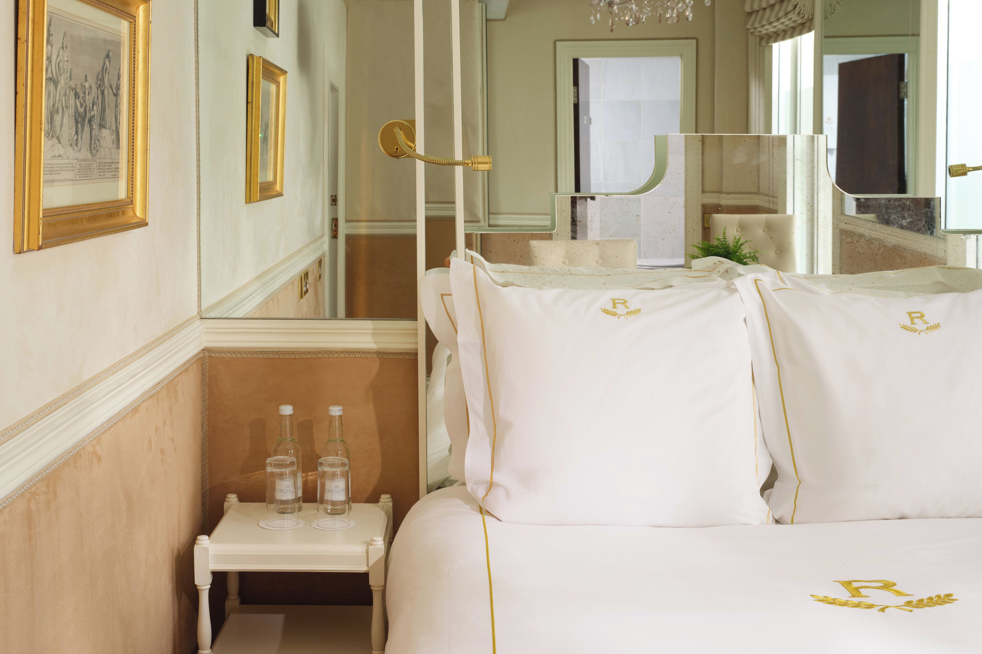 Double Room (2) Cosy) | Premium bedding, down comforters, in-room safe, individually decorated