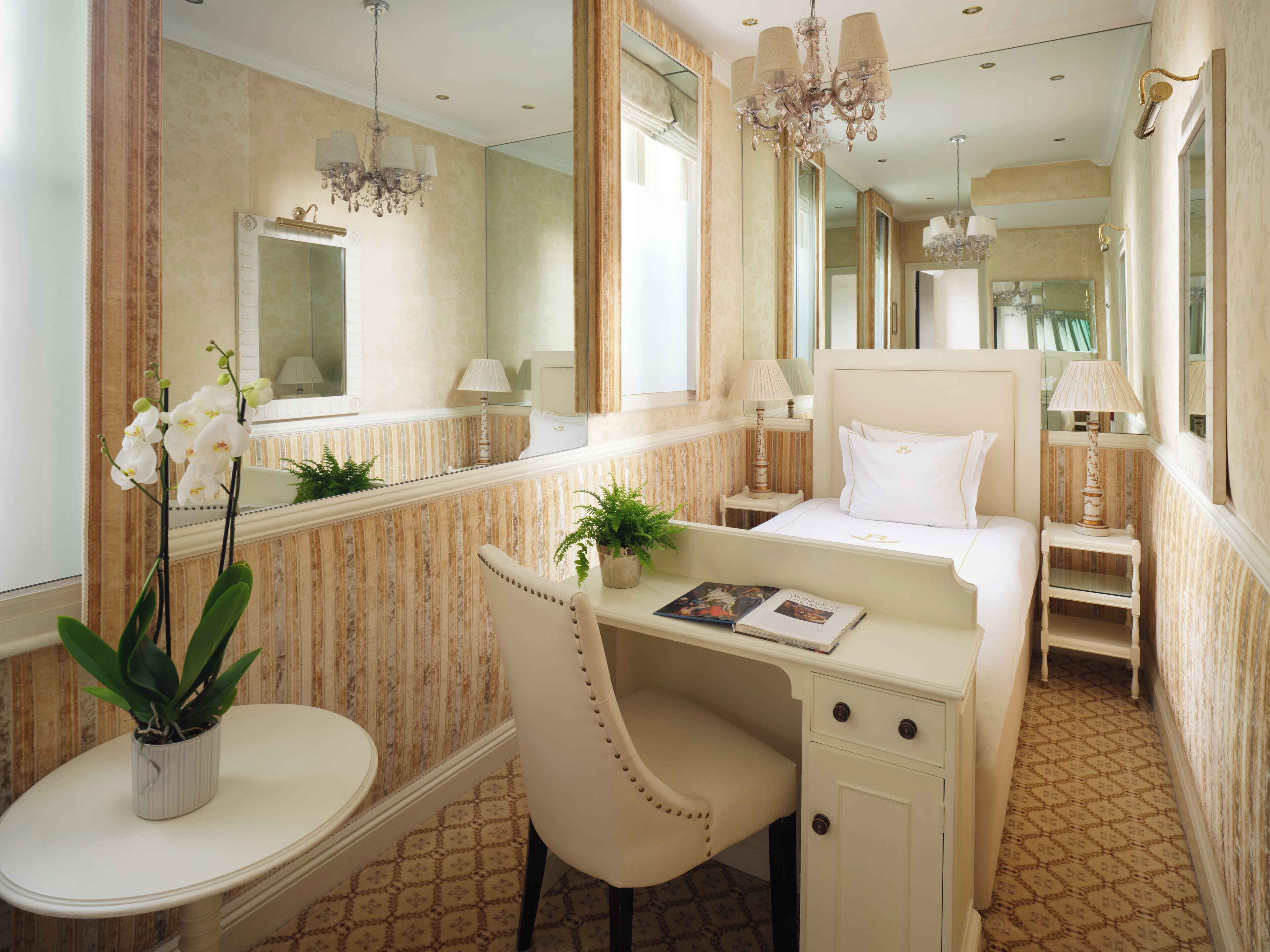 executive single room | 1 bedroom, premium bedding, down duvets, in-room safe