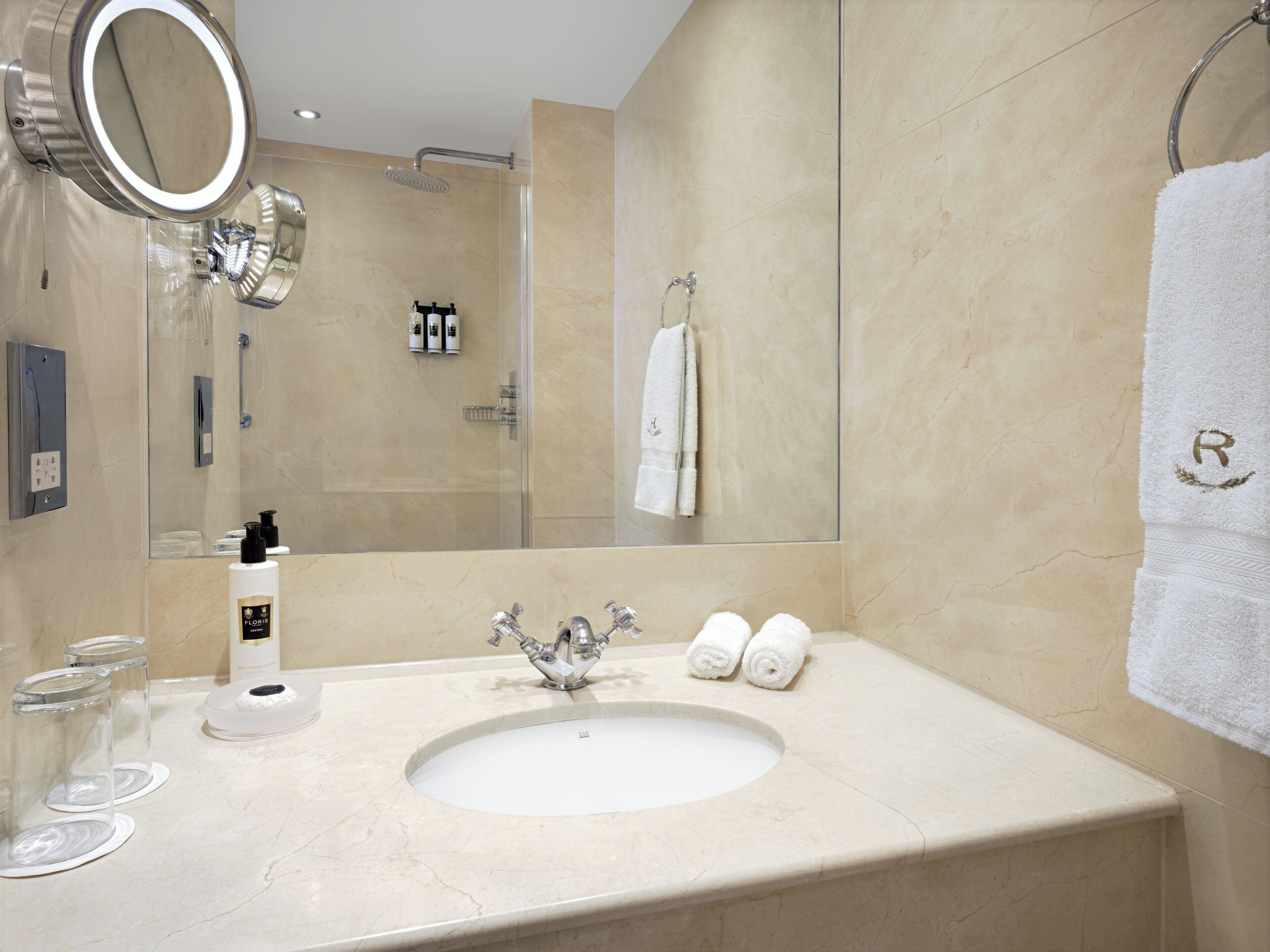 Foto - Rubens At The Palace