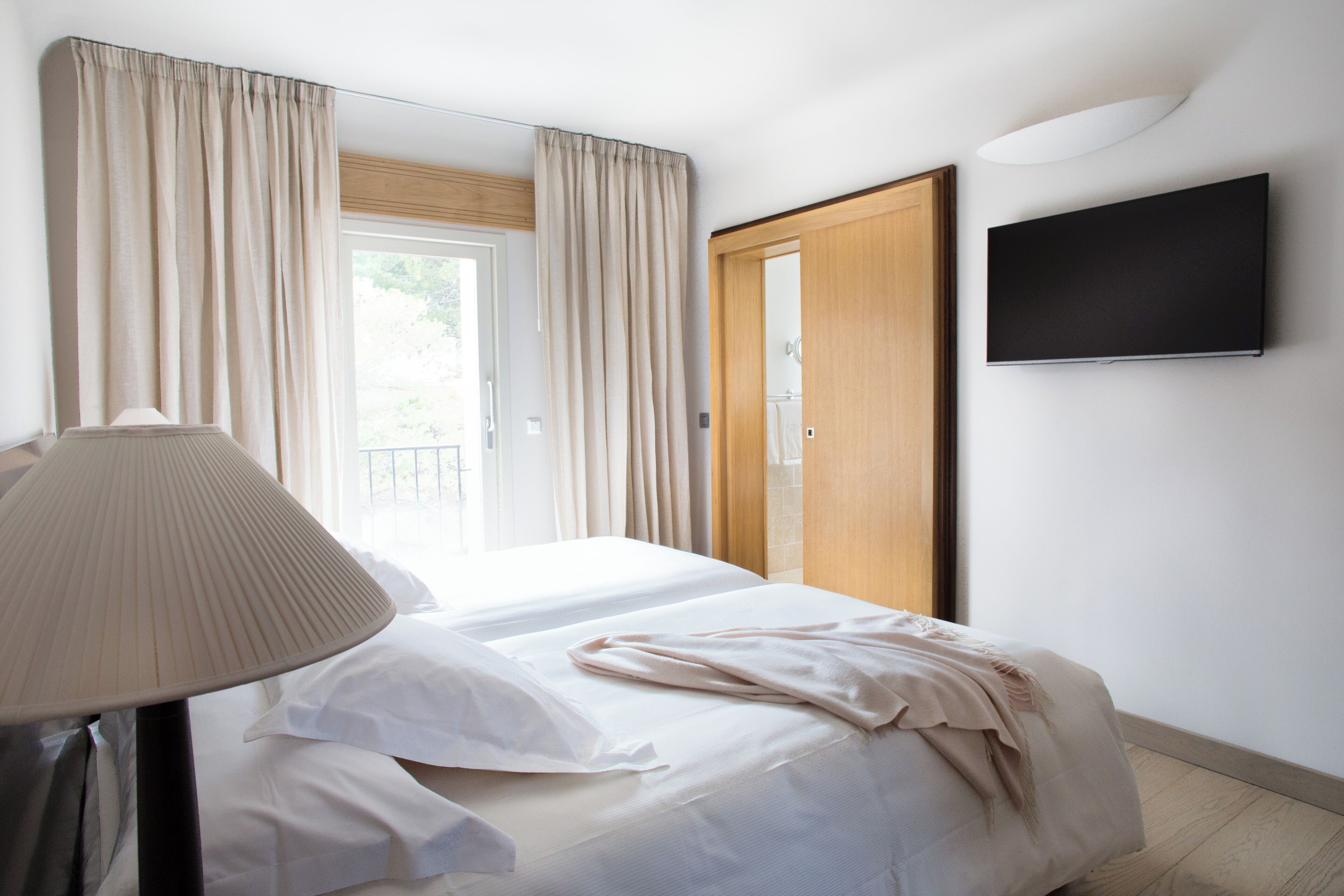 Suite 2 Chambres 2 Salles de bain vue mer | Roupas de cama premium, cofres nos quartos, cortinas blackout