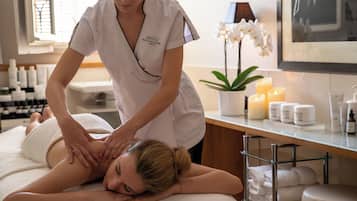Couples treatment room(s), steam room, body treatments, hydrotherapy