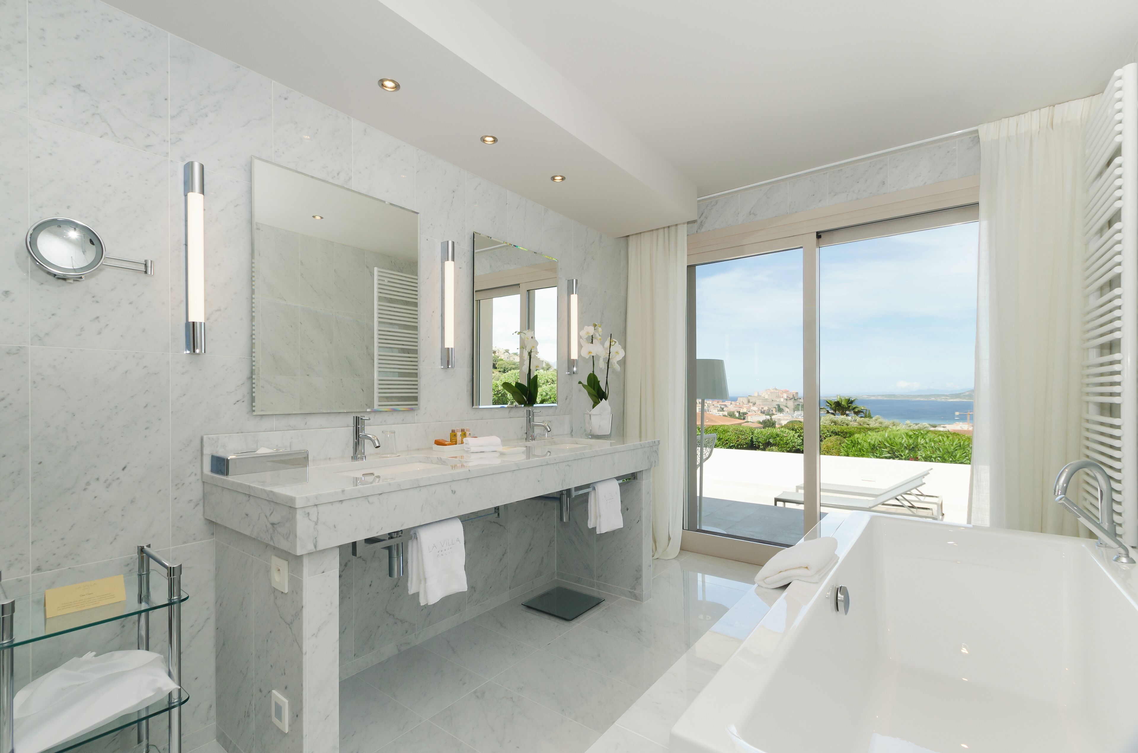 apartment, 2 bedrooms, private pool, sea view | bathroom | designer toiletries, hair dryer, bathrobes, slippers