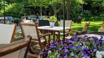 Restauration en plein air